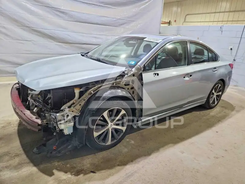 2017 Subaru Legacy photo