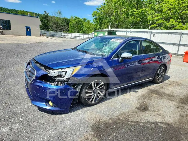 2017 Subaru Legacy photo