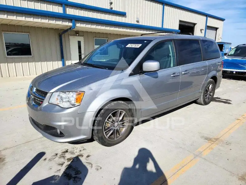 2017 Dodge CARAVAN фото