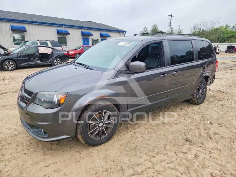 2017 Dodge CARAVAN photo