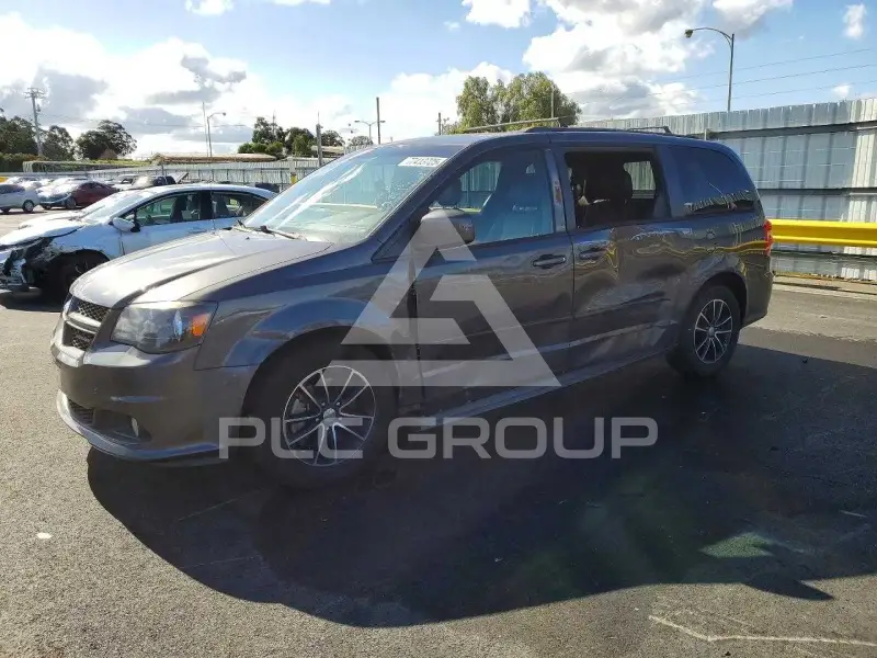 2017 Dodge CARAVAN photo