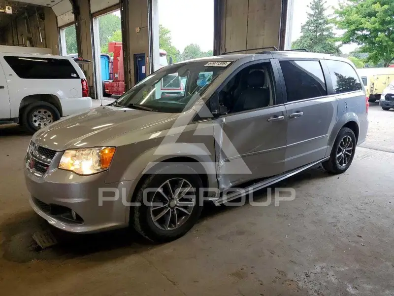 2017 Dodge CARAVAN фото