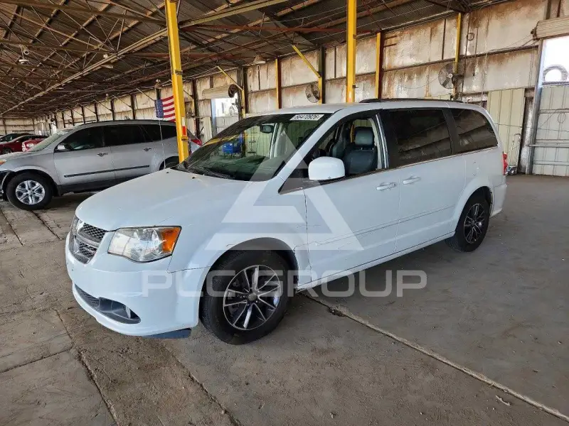 2017 Dodge CARAVAN photo