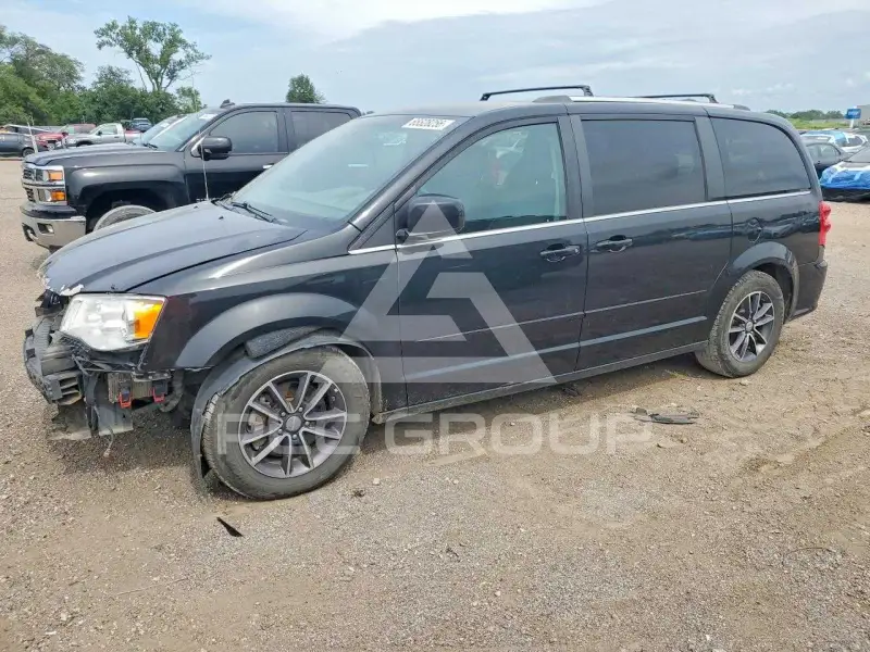 2017 Dodge CARAVAN photo