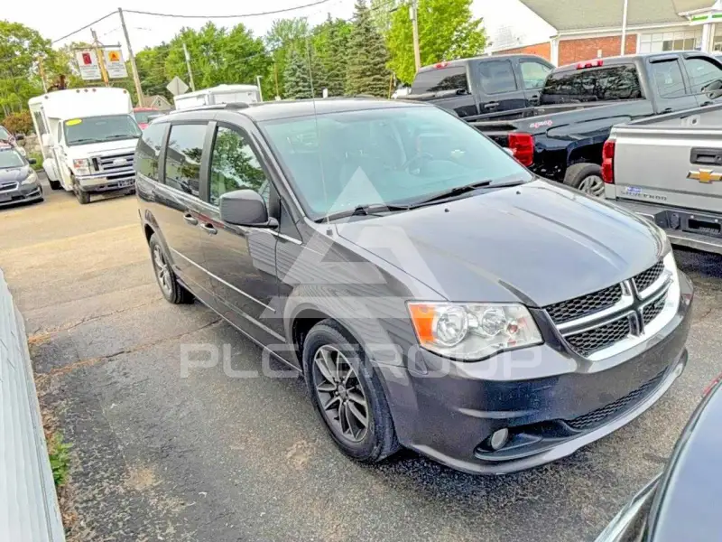 2017 Dodge CARAVAN фото
