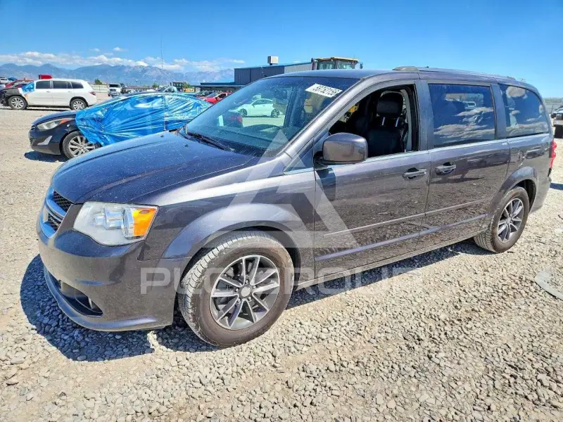2017 Dodge CARAVAN photo