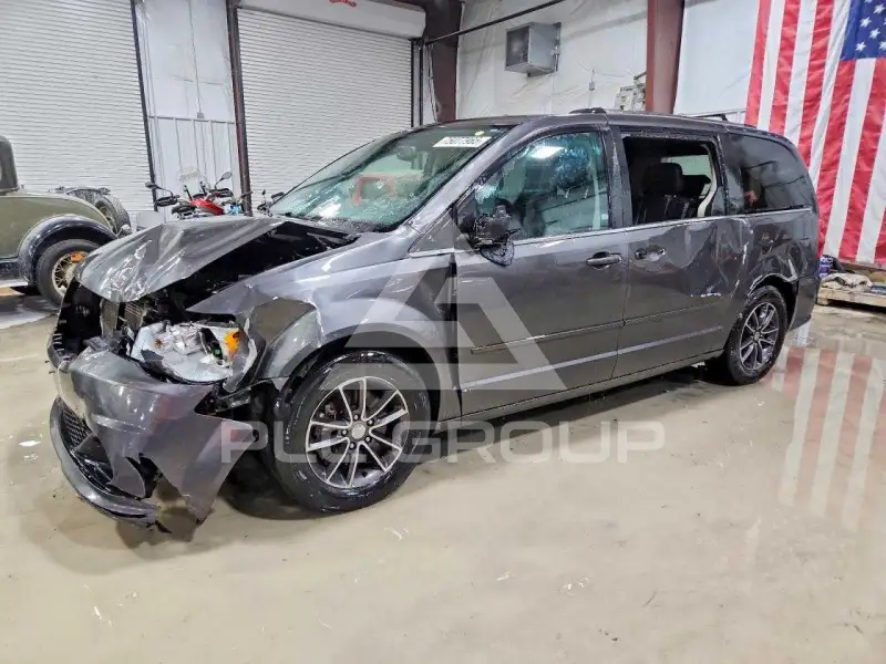 2017 Dodge CARAVAN фото