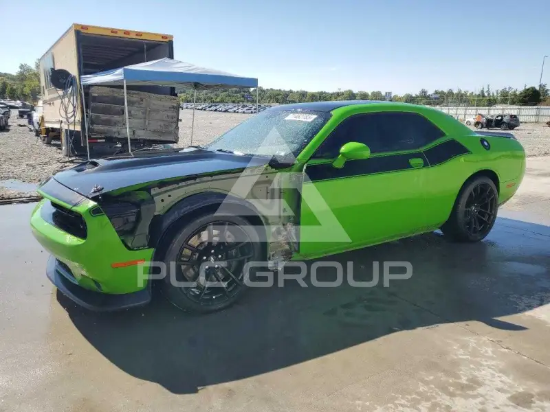2017 Dodge CHALLENGER фото
