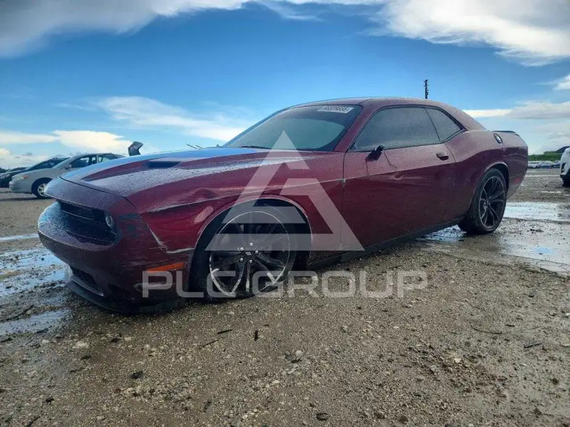2017 Dodge CHALLENGER photo