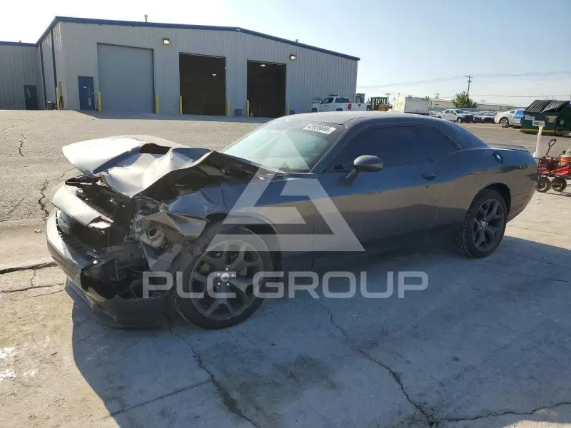 2017 Dodge CHALLENGER фото