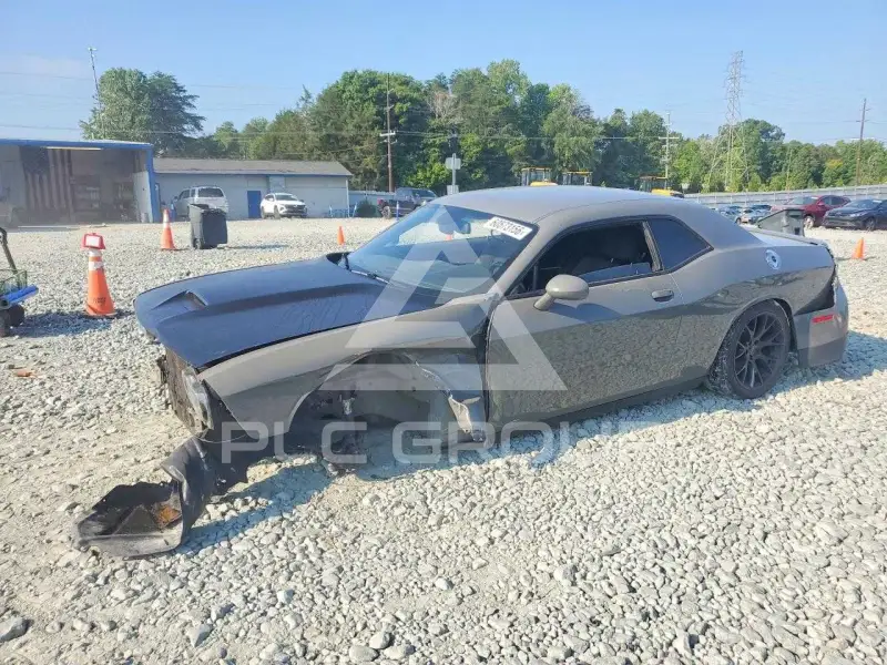 2017 Dodge CHALLENGER фото