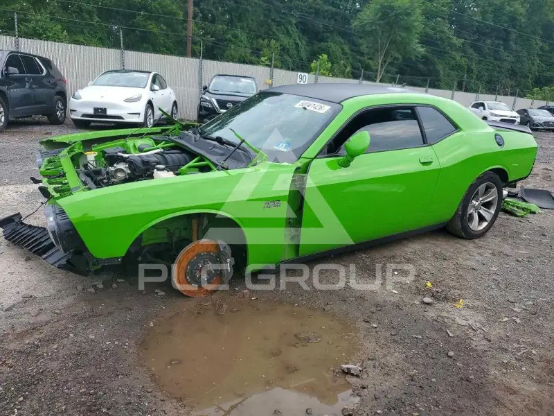 2017 Dodge CHALLENGER фото