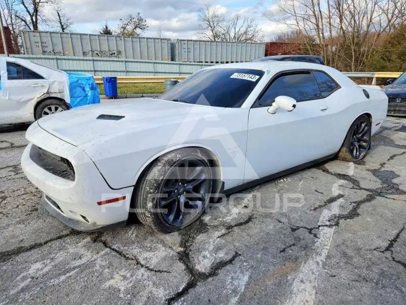 2017 Dodge CHALLENGER фото