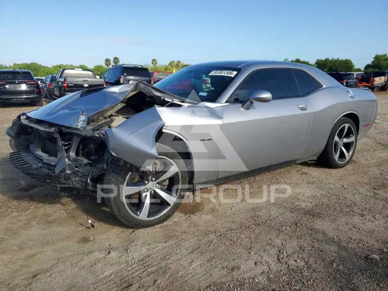 2017 Dodge CHALLENGER фото