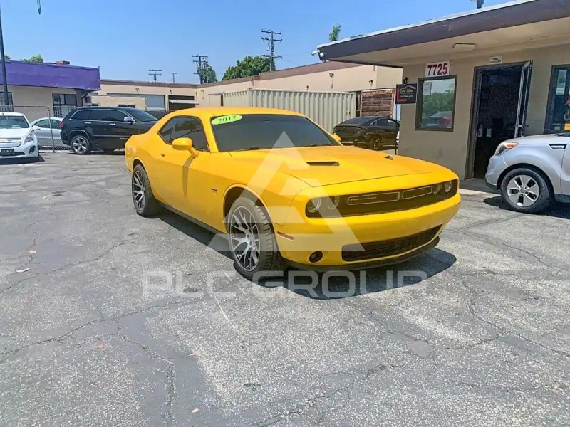 2017 Dodge CHALLENGER photo