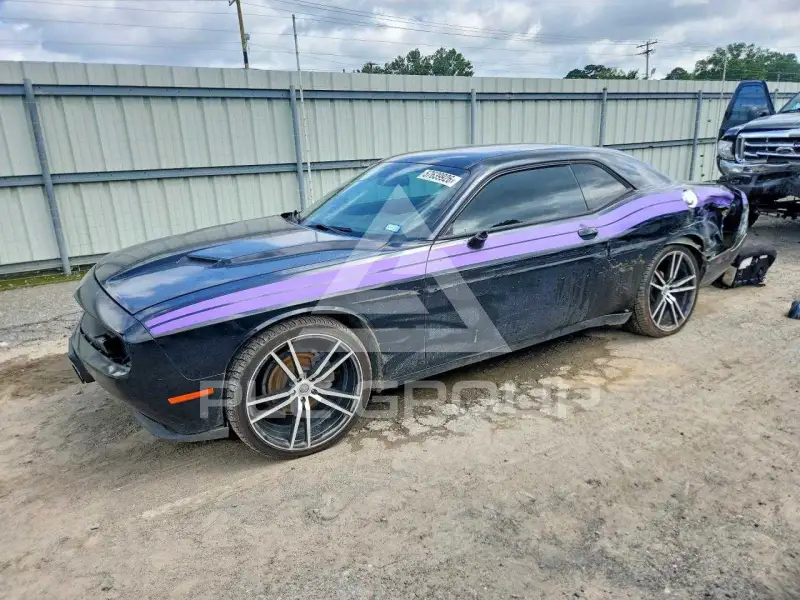 2017 Dodge CHALLENGER photo