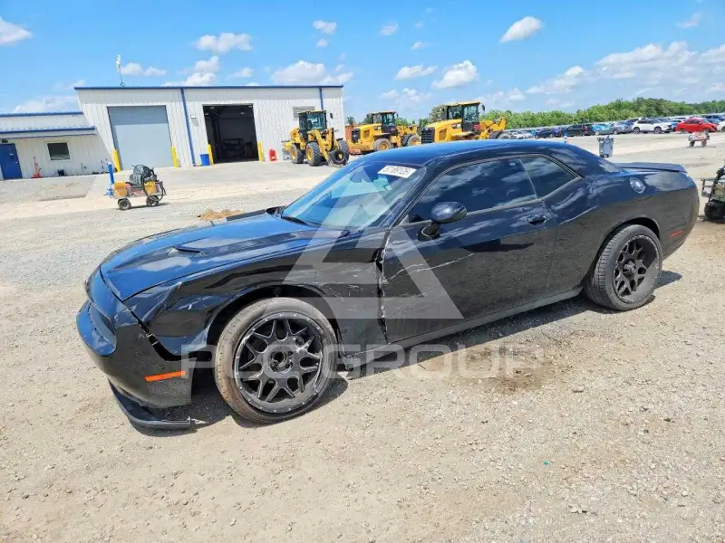 2017 Dodge CHALLENGER photo