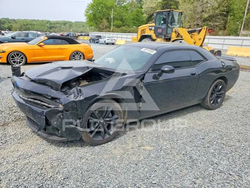 2017 Dodge CHALLENGER фото