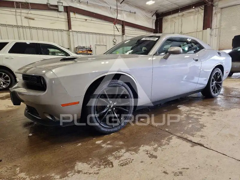 2017 Dodge CHALLENGER фото