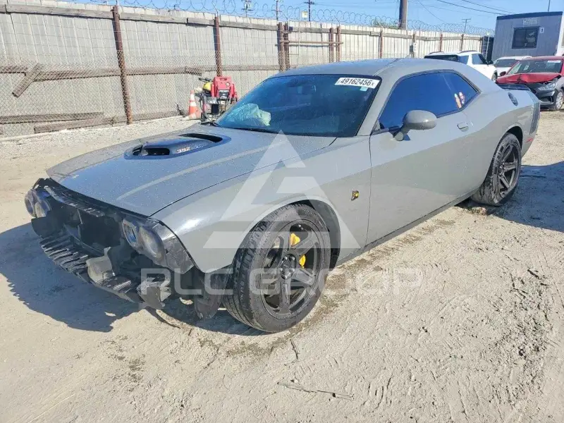 2017 Dodge CHALLENGER photo