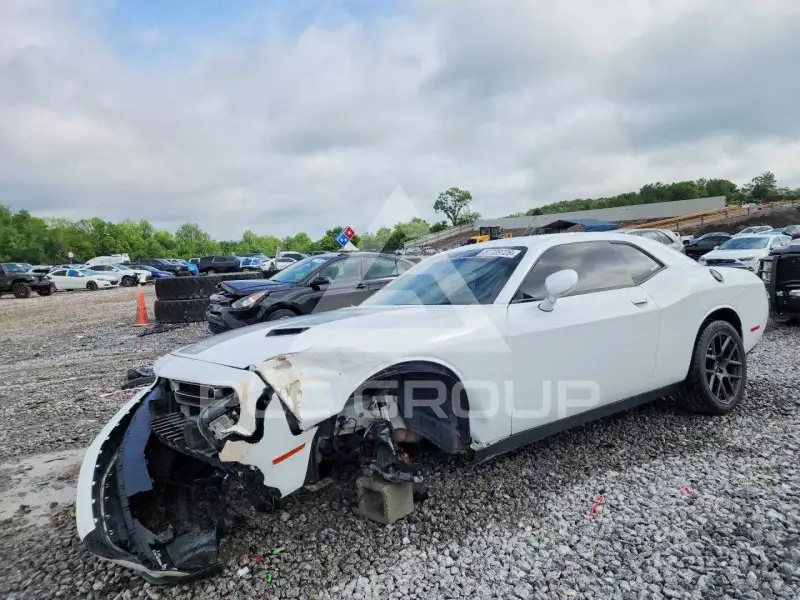 2017 Dodge CHALLENGER фото