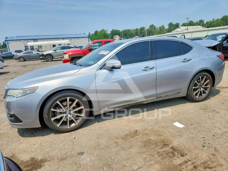 2017 Acura TLX photo