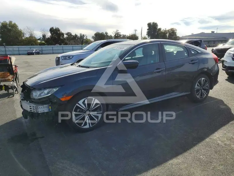 2017 Honda CIVIC фото
