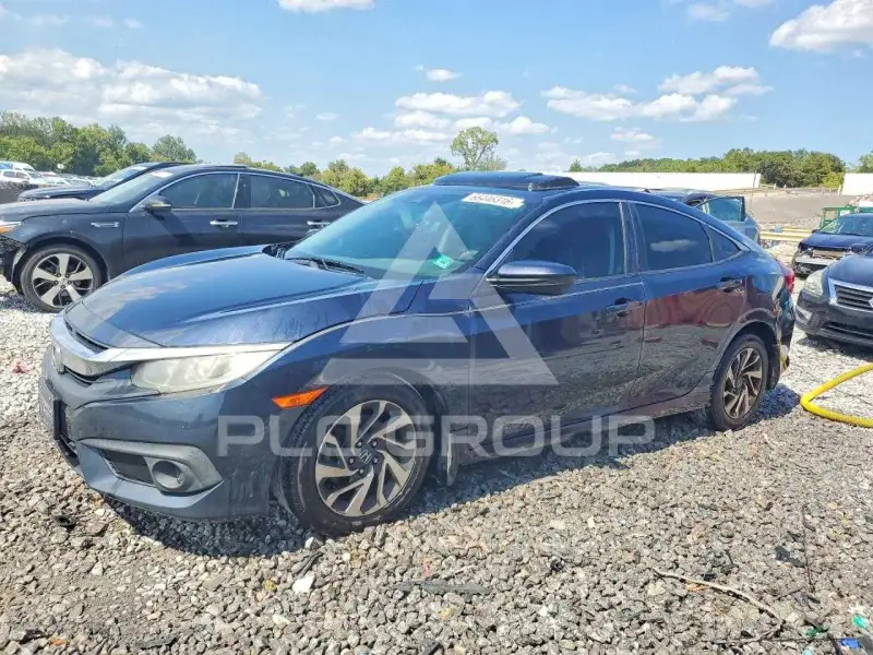 2017 Honda CIVIC фото