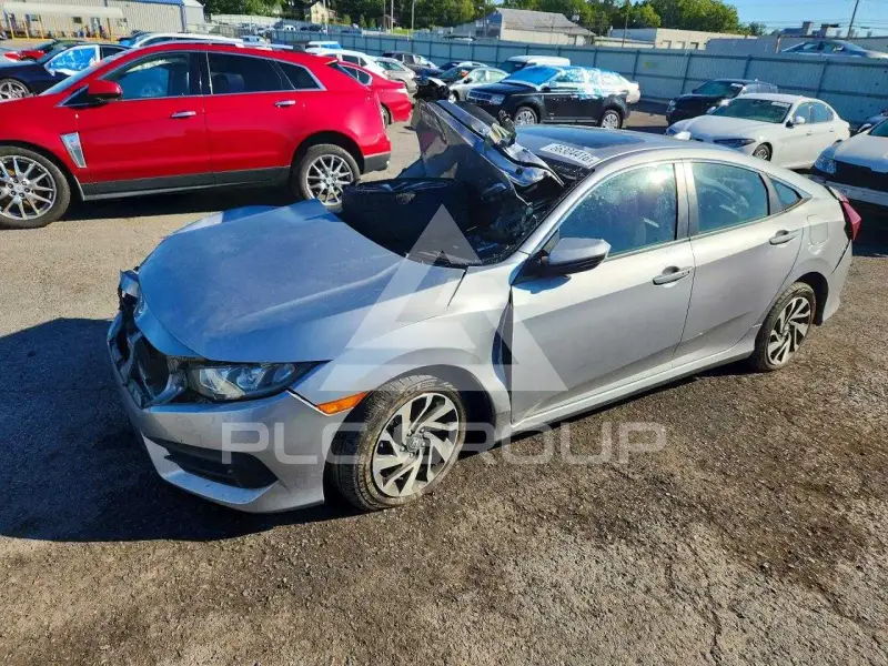 2017 Honda CIVIC photo