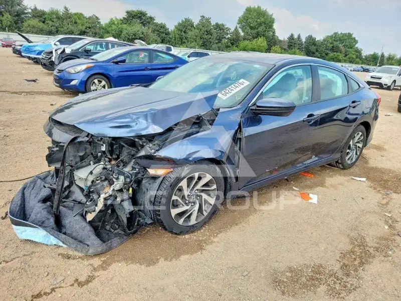 2017 Honda CIVIC фото