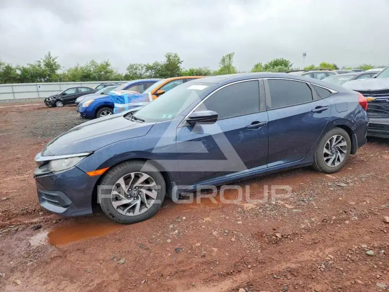 2017 Honda CIVIC фото