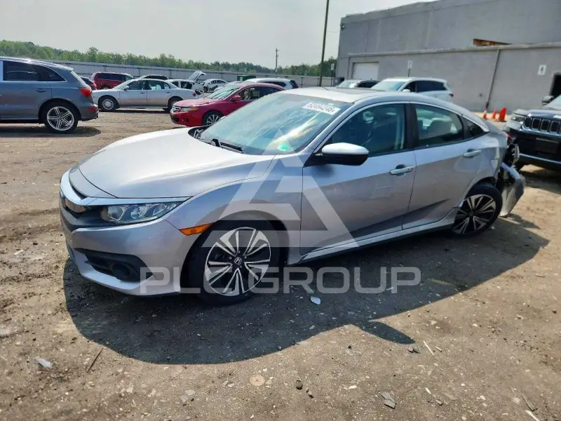 2017 Honda CIVIC фото