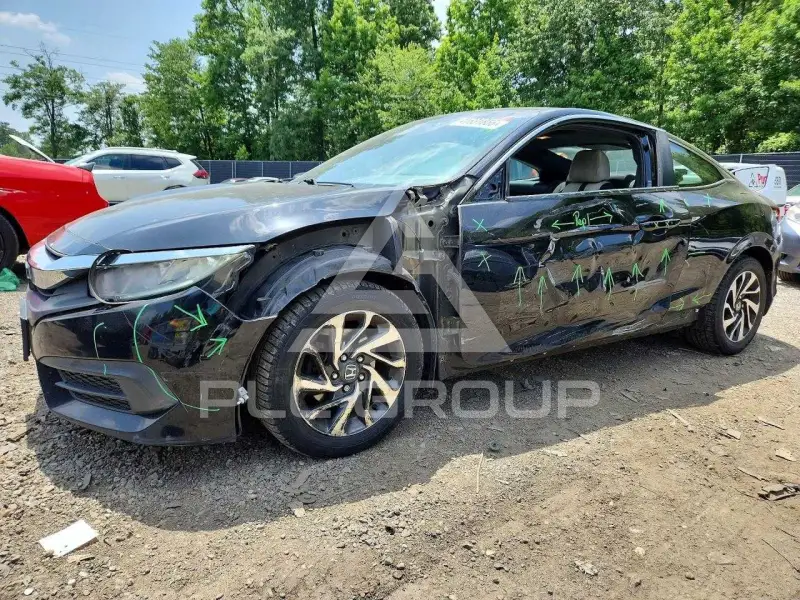 2017 Honda CIVIC фото