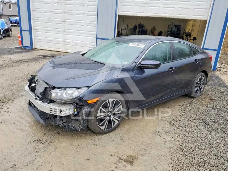 2017 Honda CIVIC photo