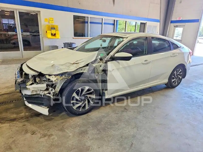2017 Honda CIVIC фото