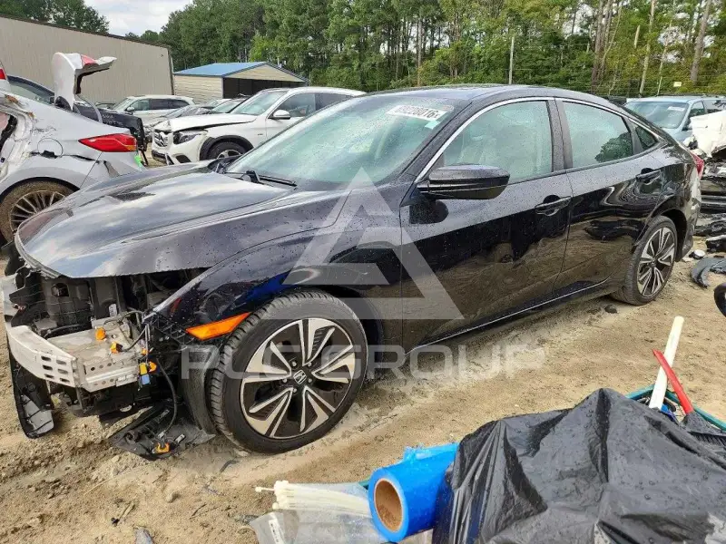 2017 Honda CIVIC фото