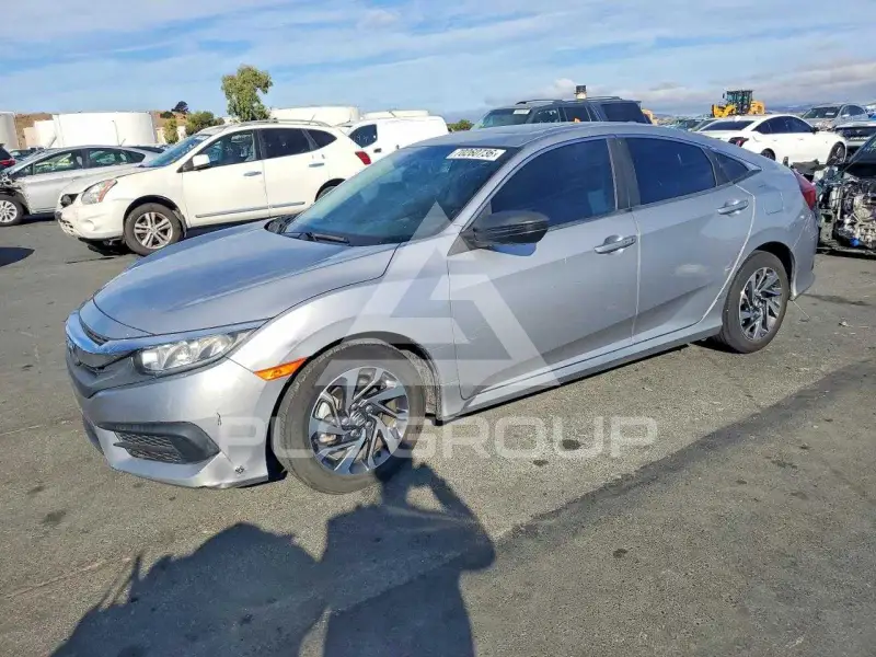 2017 Honda CIVIC photo