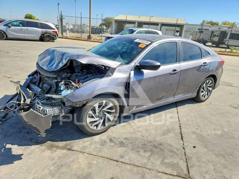 2017 Honda CIVIC фото