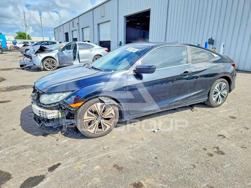 2017 Honda CIVIC фото