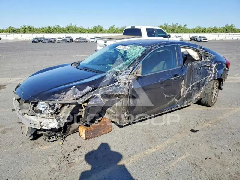 2017 Honda CIVIC photo