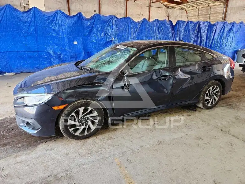 2017 Honda CIVIC фото