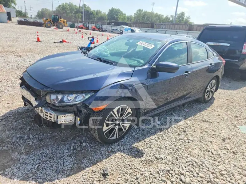 2017 Honda CIVIC фото