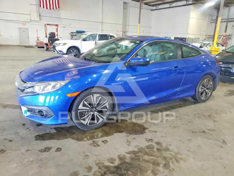 2017 Honda CIVIC фото