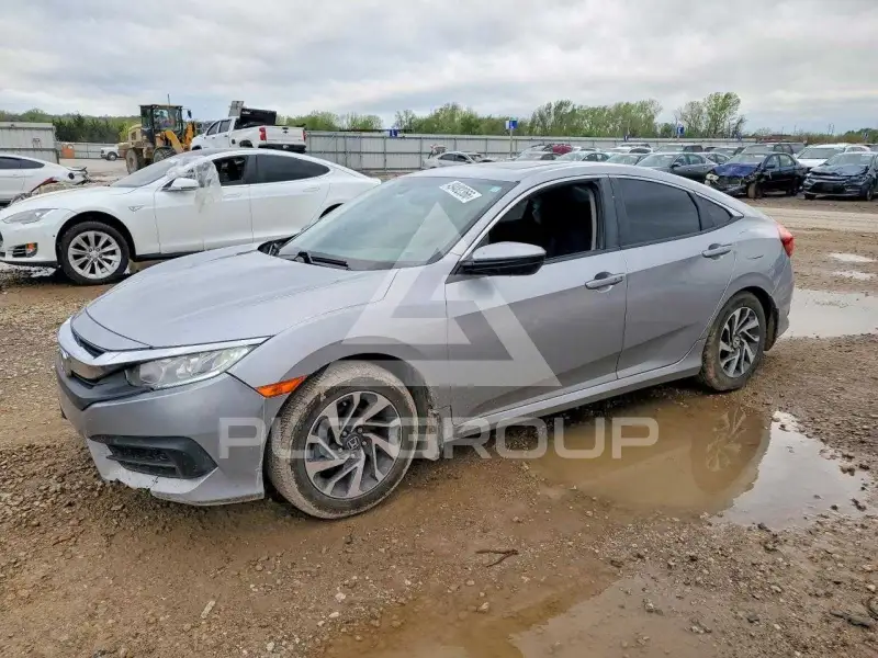 2017 Honda CIVIC фото