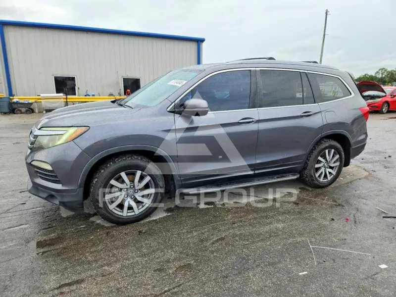 2017 Honda PILOT photo