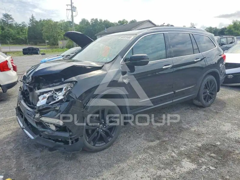 2017 Honda PILOT photo