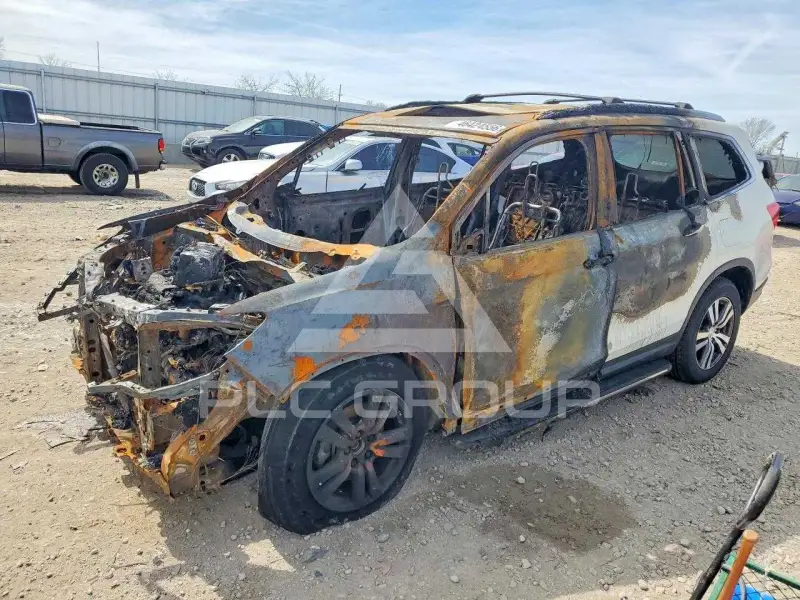 2017 Honda PILOT photo