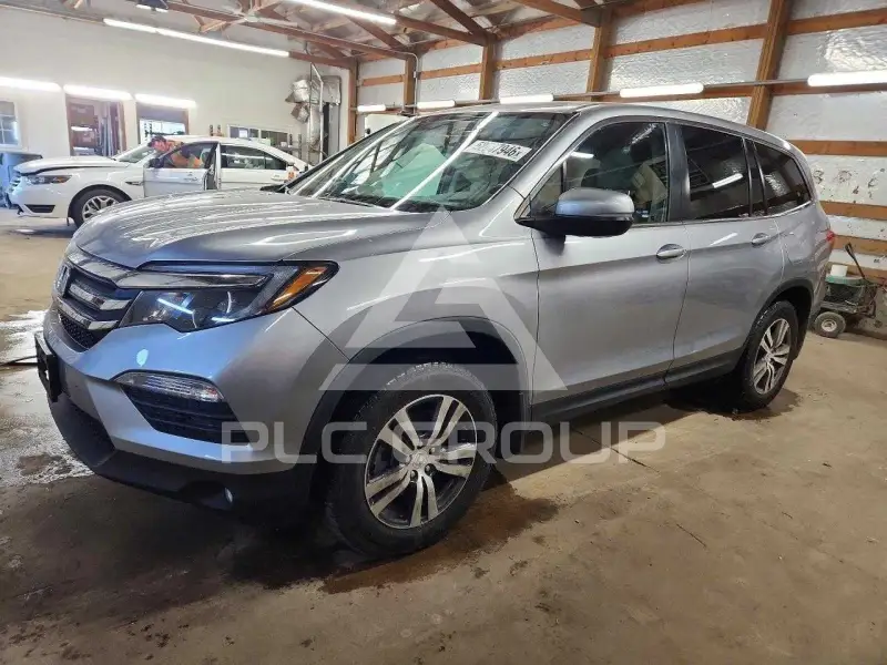 2017 Honda PILOT photo