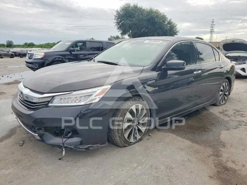2017 Honda Accord photo