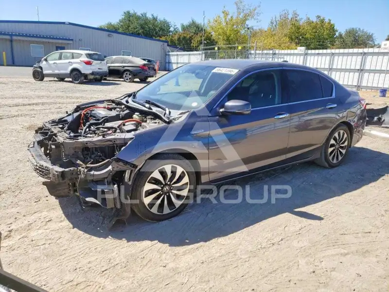 2017 Honda Accord photo